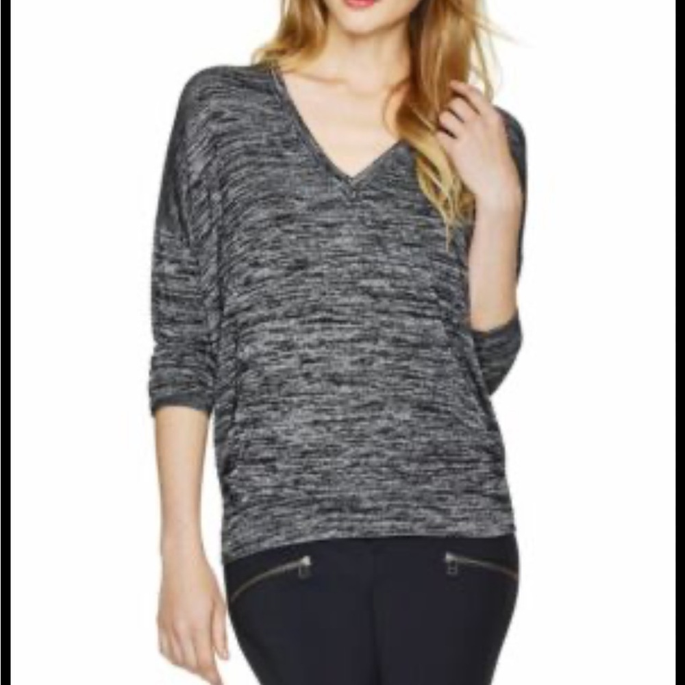 🛍Bundle sale🛍Wilfred Black and Gray V-Neck Sweater xs